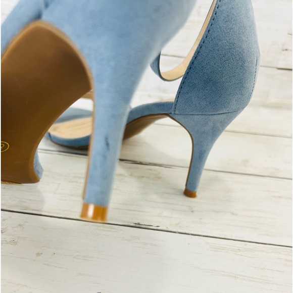Lulus Light Blue Size 8 Ankle Strap Heels Open Toe. - Picture 6 of 13
